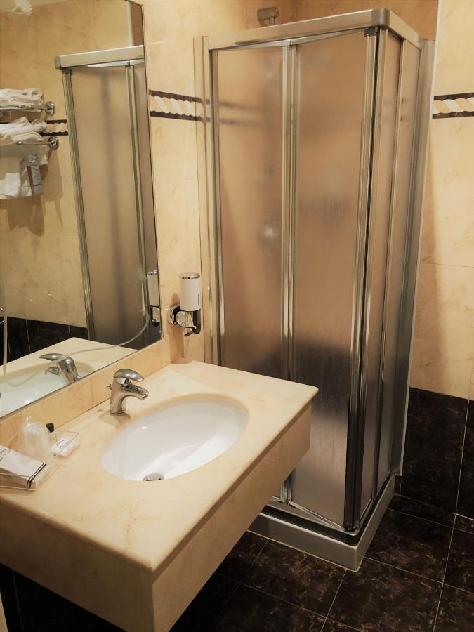Hotel La Noce Chivasso Ngoại thất bức ảnh